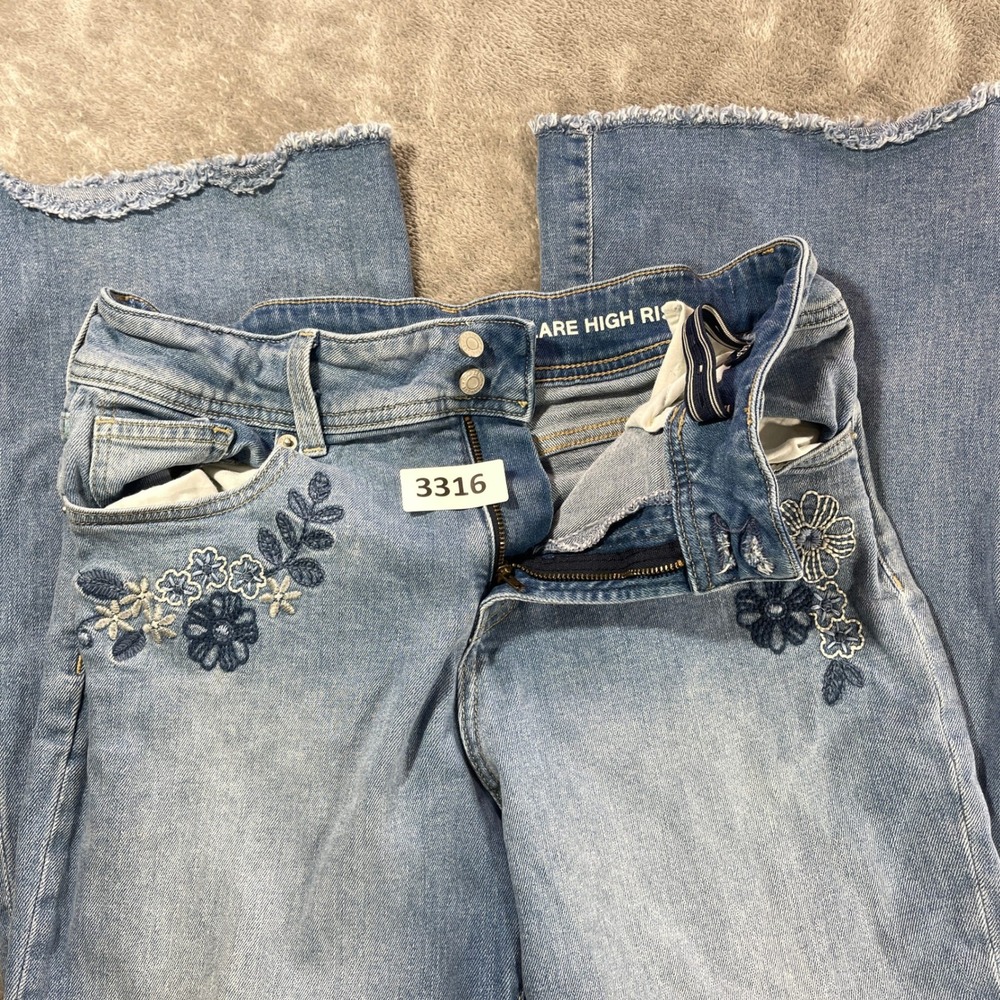 Gap Kids Flare High Rise Jeans Women 18 Plus Light Wash Blue Floral Embroidered
